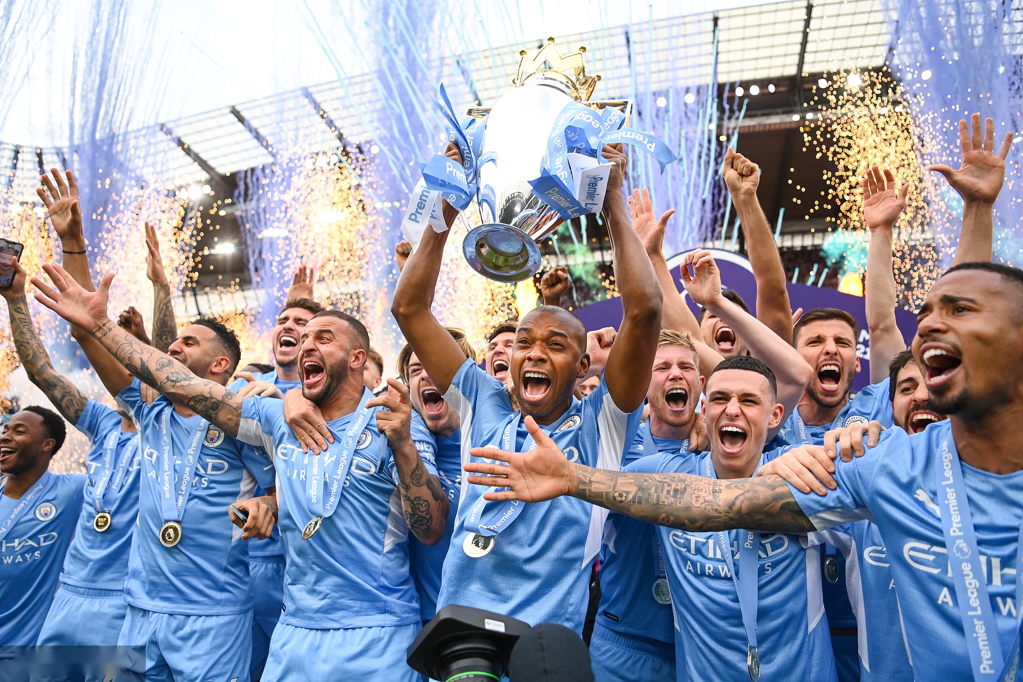 攻为主导的 攻为主导的